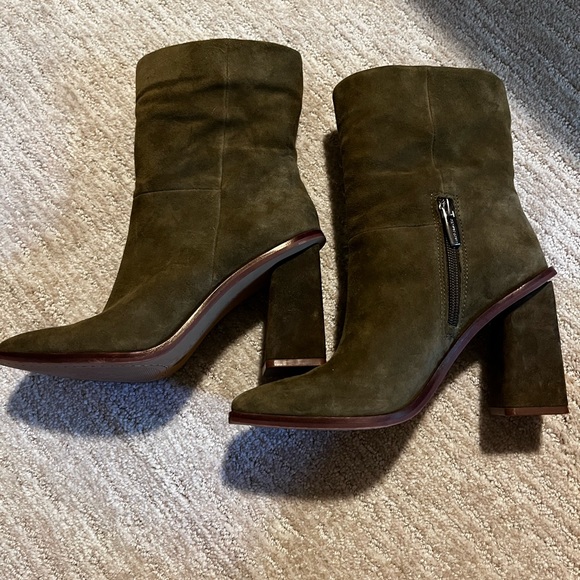 Vince Camuto olive green Suede Leather Boots - Picture 4 of 6
